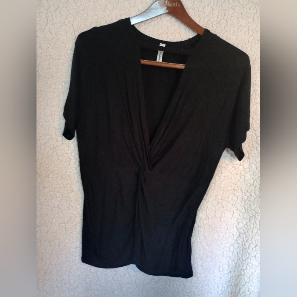Twenty Ten Women Black V Neckline Short Sleeve Top Size S